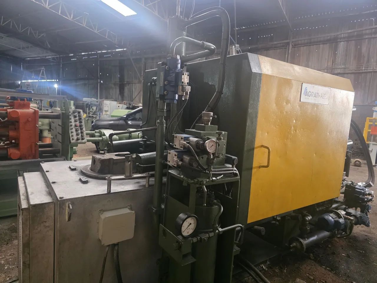 injetora para zamack Agrati 125 ton. - Foto 4