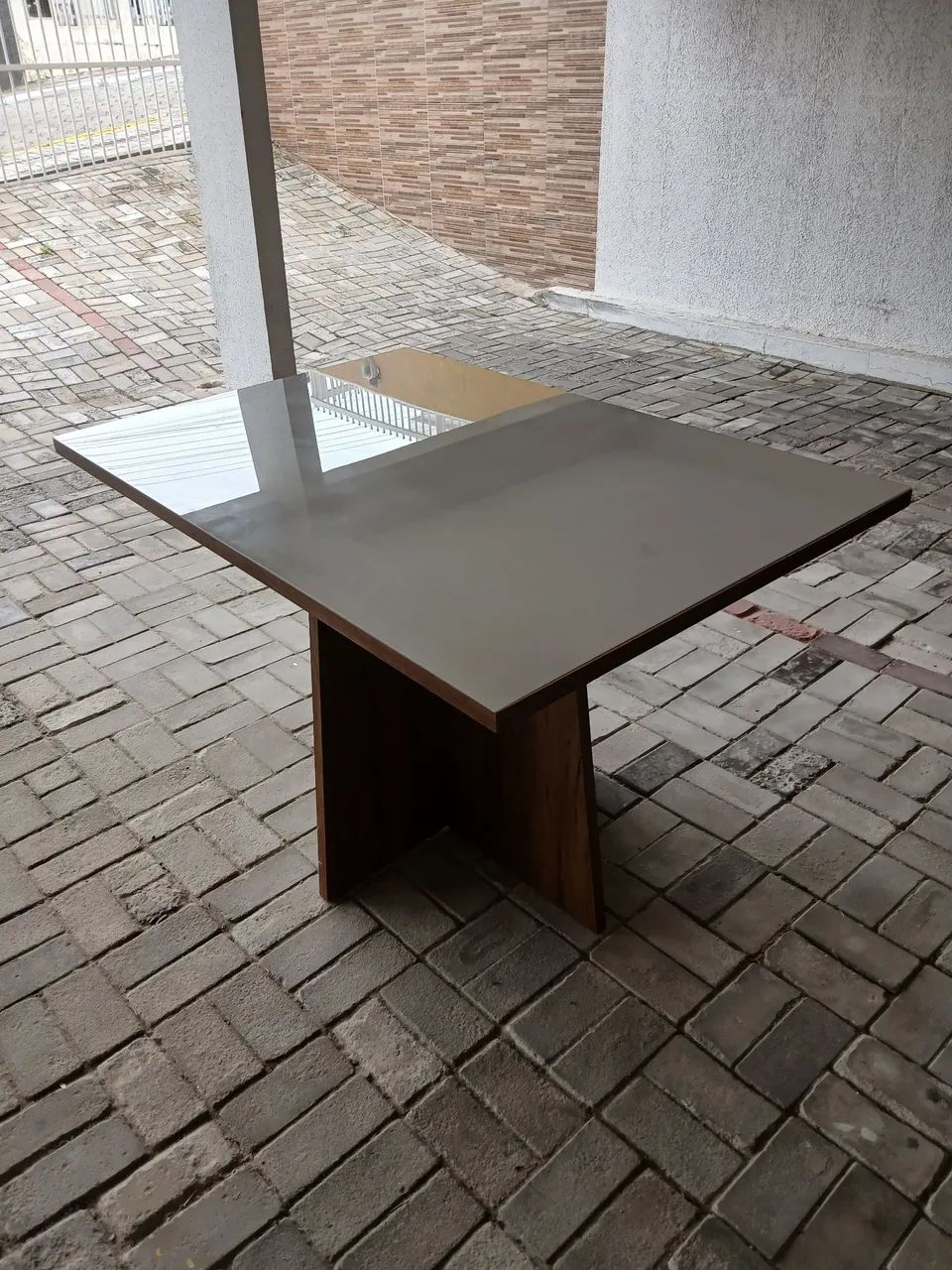Mesa com tampo de vidro 1,20 X ,80 - Foto 2