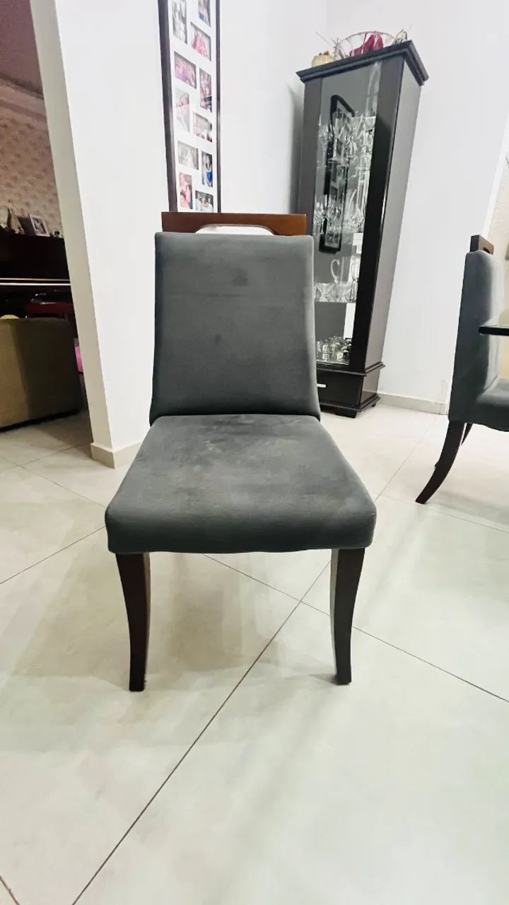 Mesa de jantar quadrada com 6 cadeiras - Foto 2