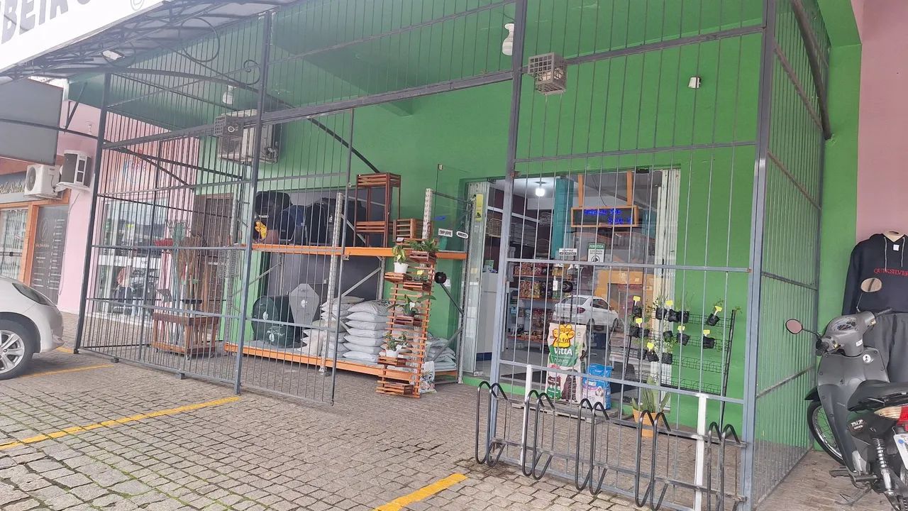 Agropecuária Completa à Venda - Jardim Iririú