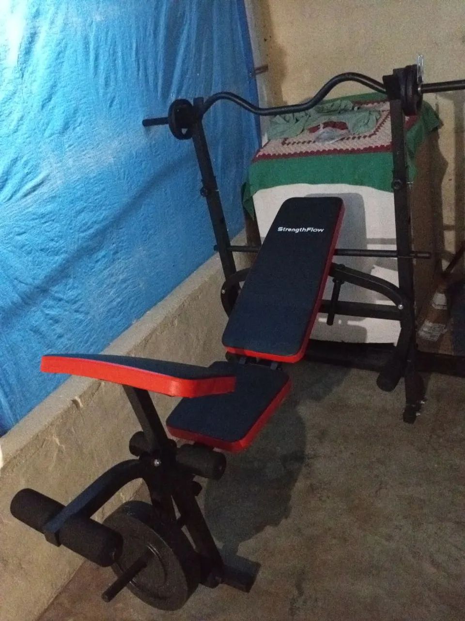 Aparelho de musculação 