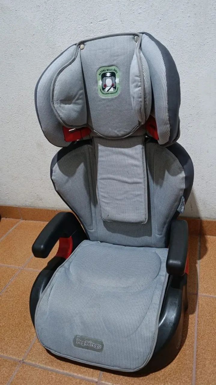 CADEIRINHA DE BEBÊ COM ASSENTO DE ELEVAÇÃO  - Foto 2