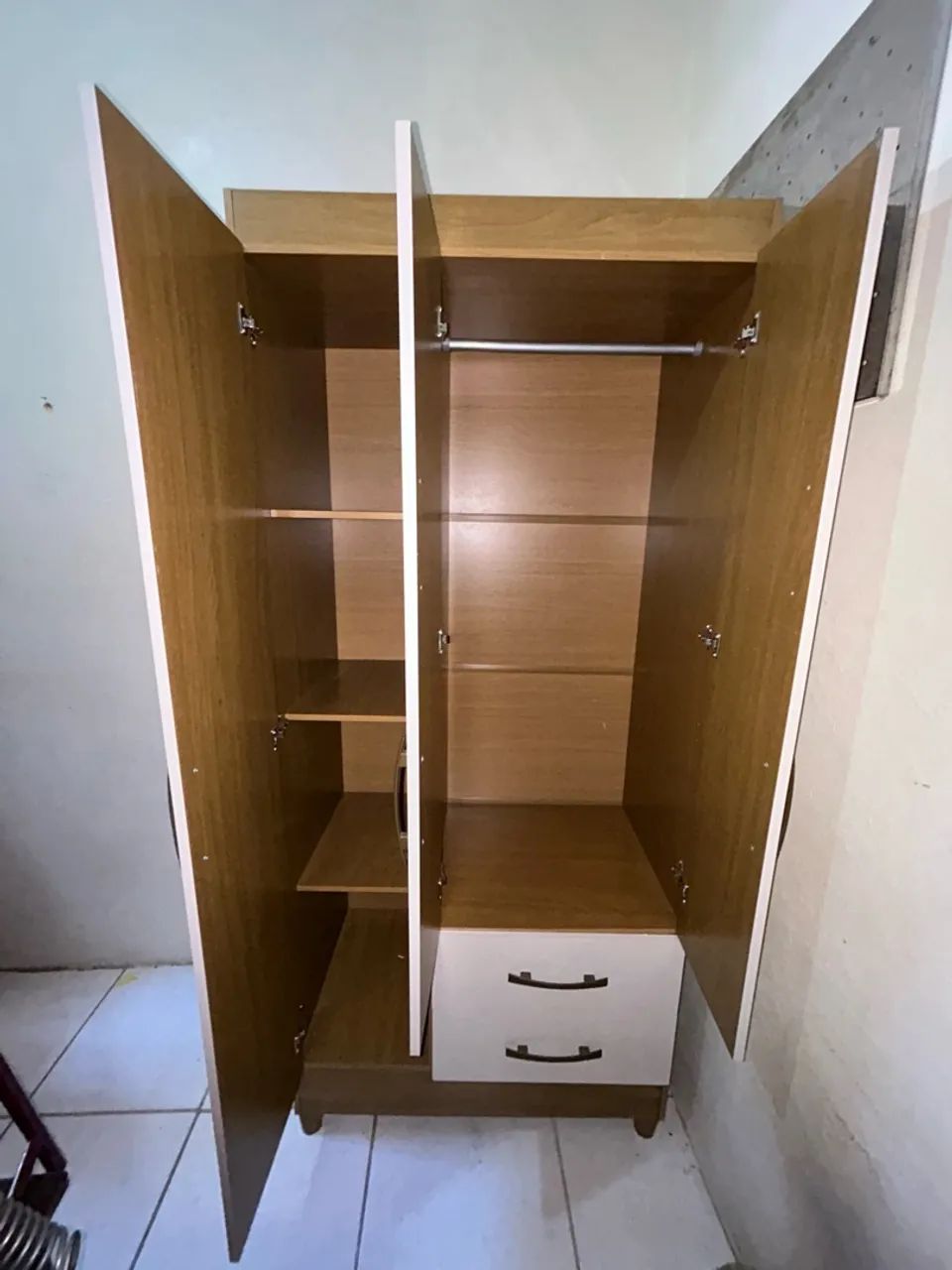 Guarda roupa 3 portas  - Foto 2