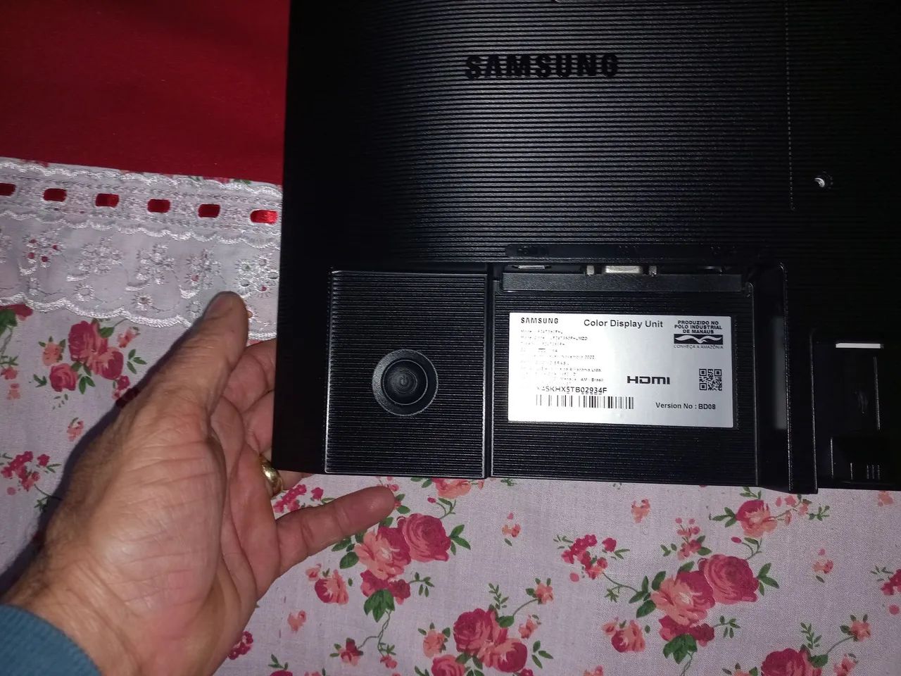 Vendo monitor game 24 polegadas,tela quebrada  - Foto 4