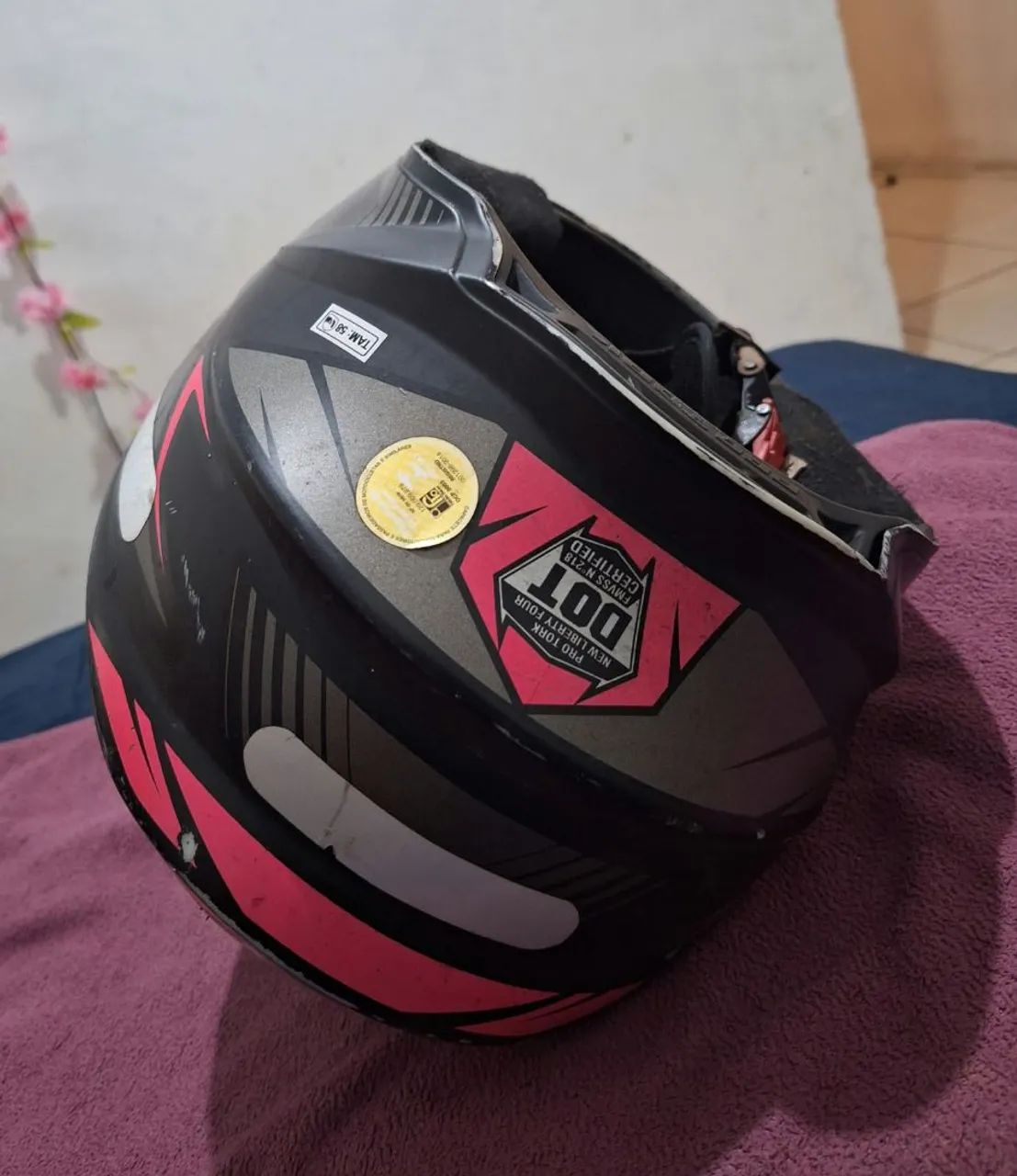 Capacete n58 apenas 100 pra botar preço  - Foto 3