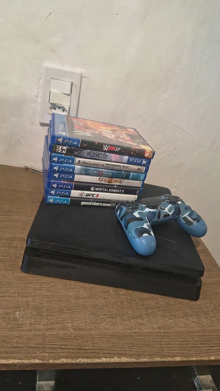 Ps4 com jogos 