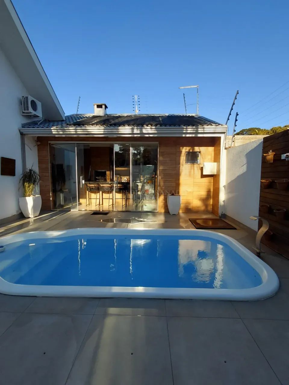 Casa ampla terreno inteiro área gourmet e piscina - Foto 3