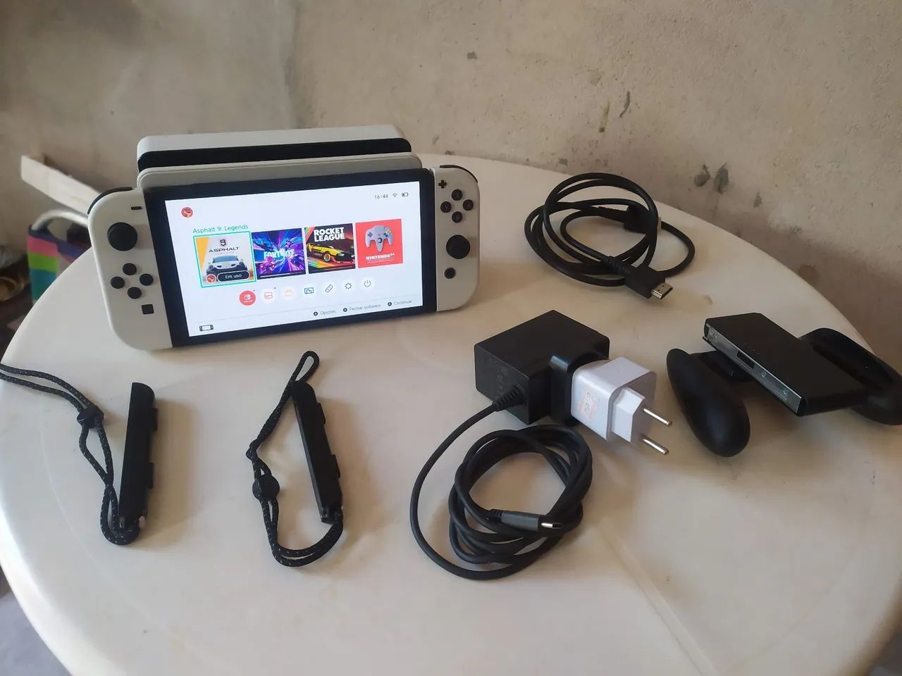 NINTENDO SWITCH OLED ( DESBLOQUEADO)  - Foto 4