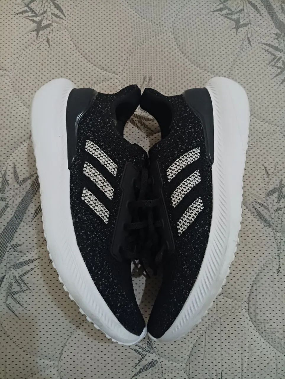 Vendo tênis Adidas