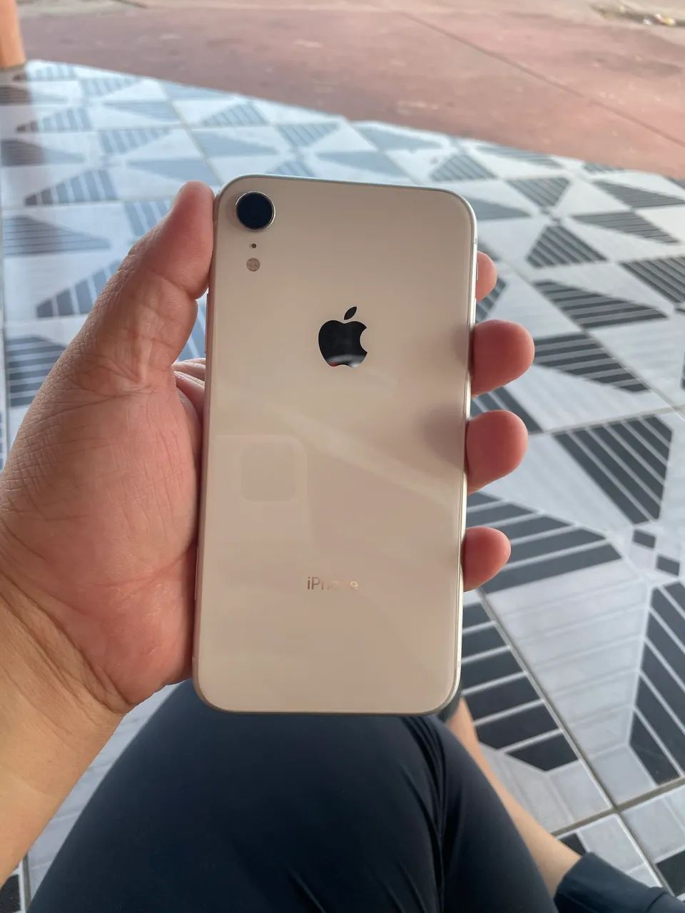 iPhone XR 