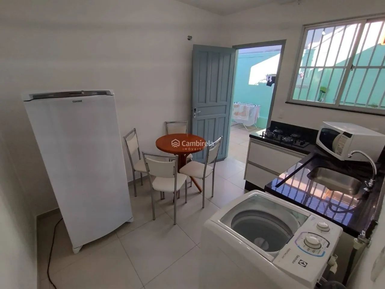 Kitnet Mobiliada para Locação no Bairro Praia Comprida - Foto 4