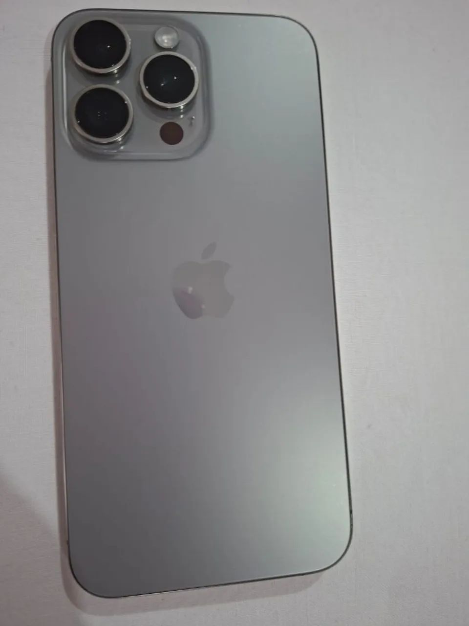 Iphone 15 Pro Max - Foto 3