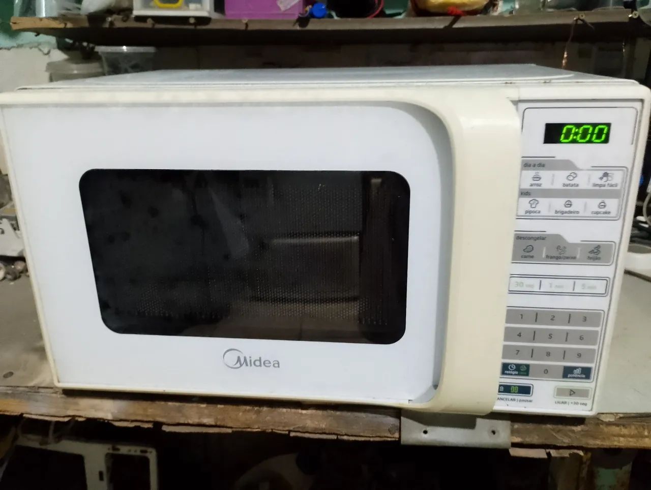 Microondas Midea 20 litros 