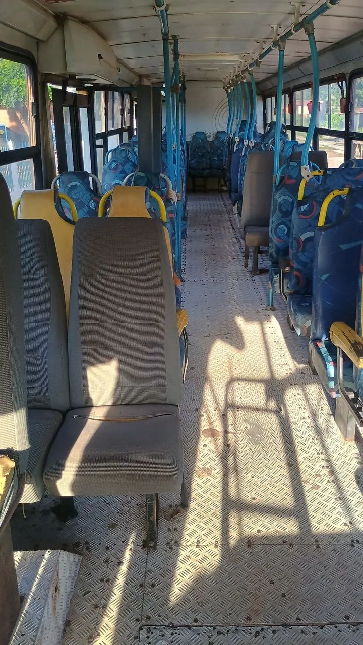 Ônibus escolar 65 mil - Foto 4