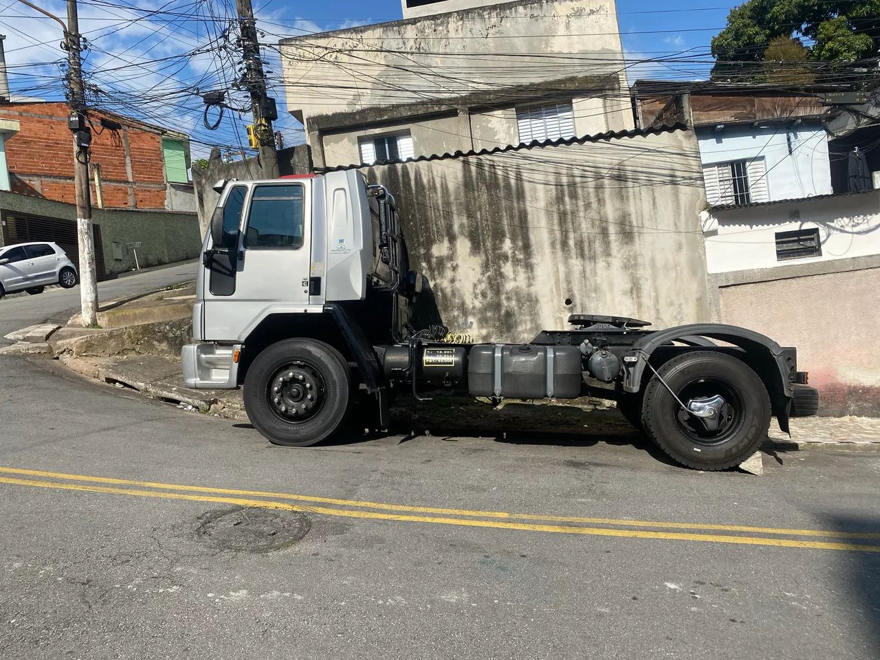 Ford Cargo 4532e ano 2010 - Foto 4