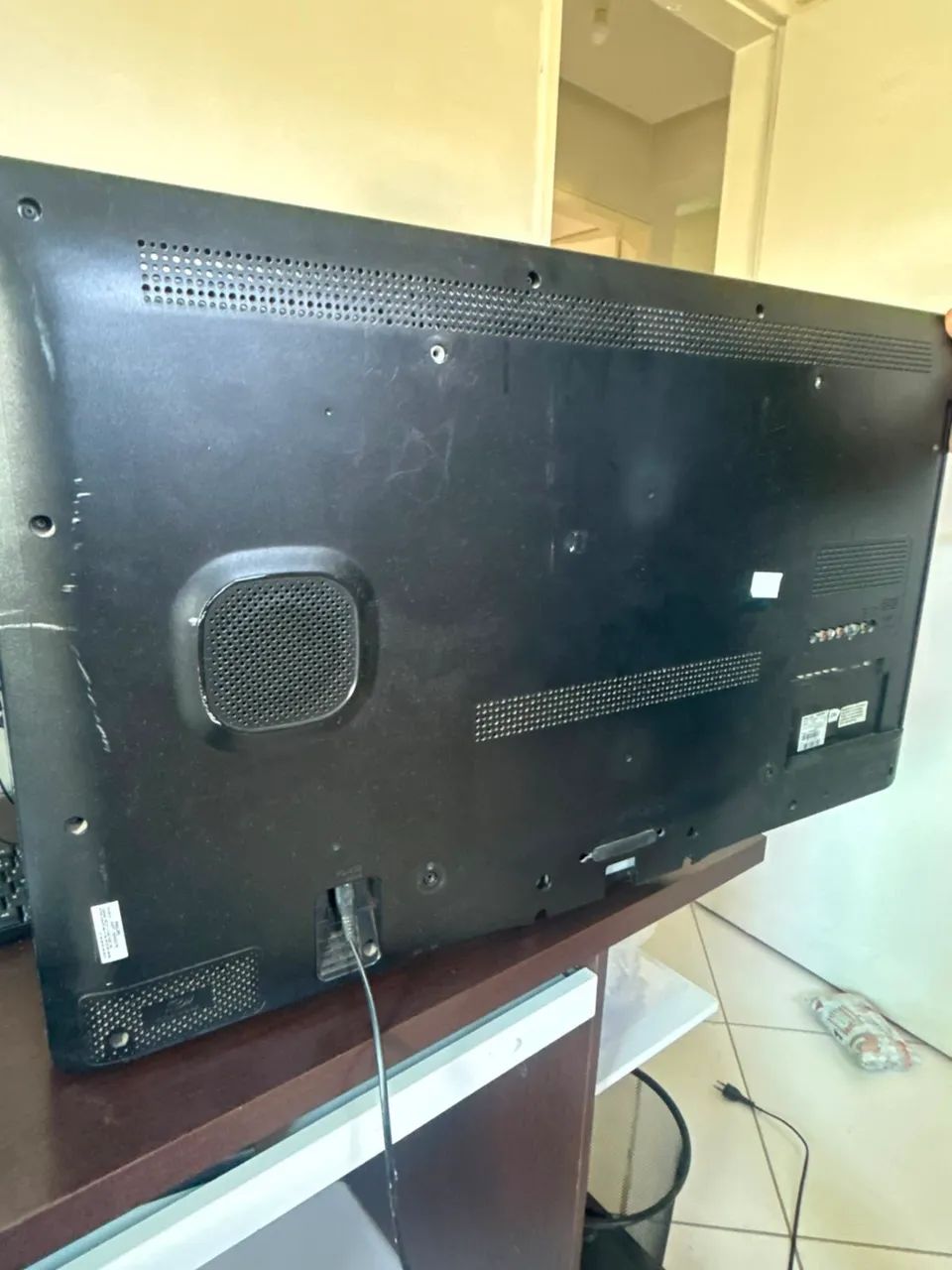 TV Philips LED 40" Full HD - Foto 4