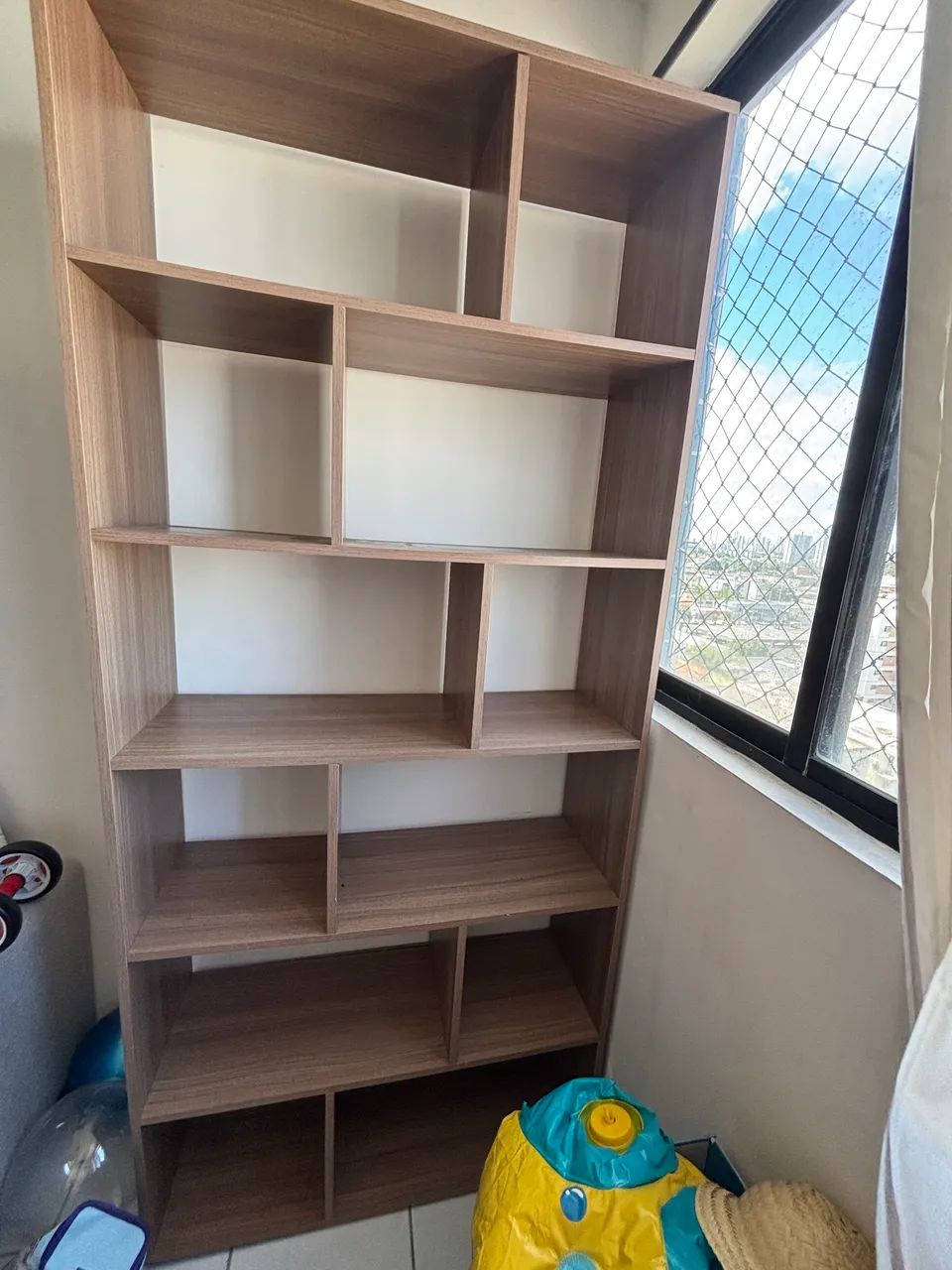 Estante para sala