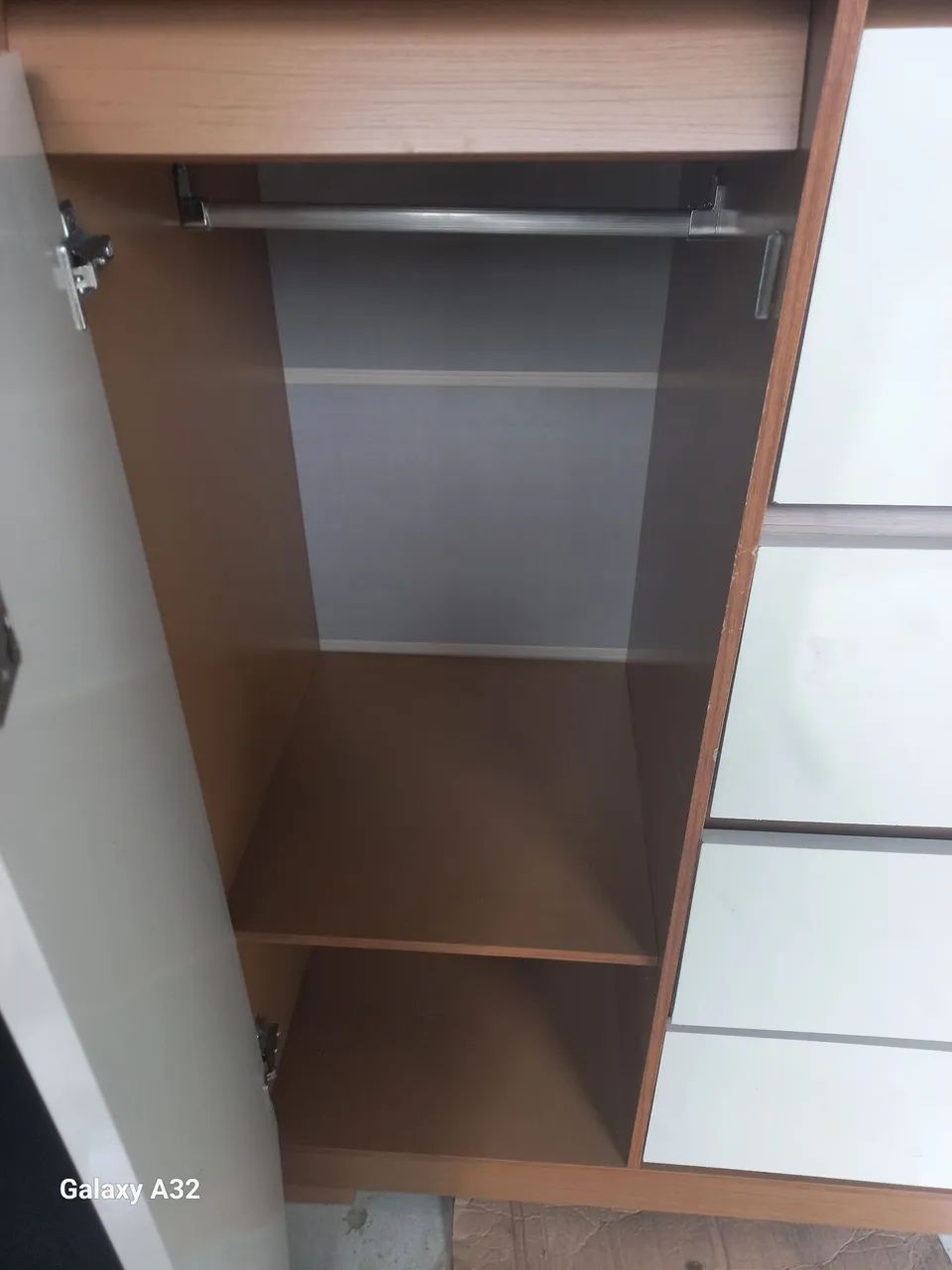 Cômoda de qualidade com cabide grande  - Foto 3