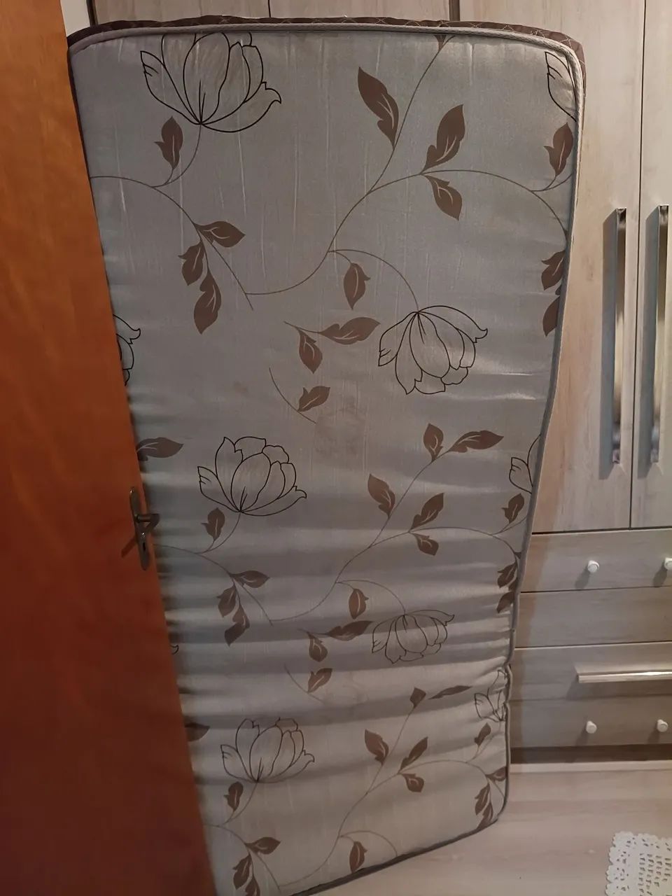 Vende se dois colchões de solteiro  - Foto 3