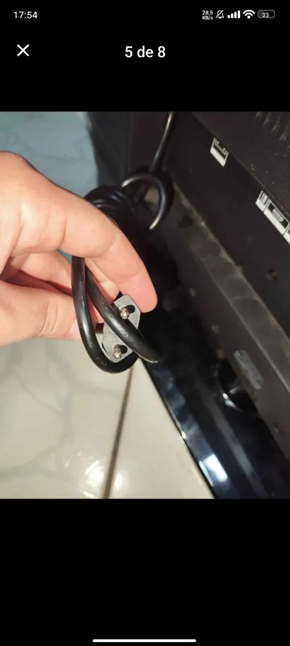 TV CCE 42 polegadas (para retirada de peças ou conserto) - Foto 4