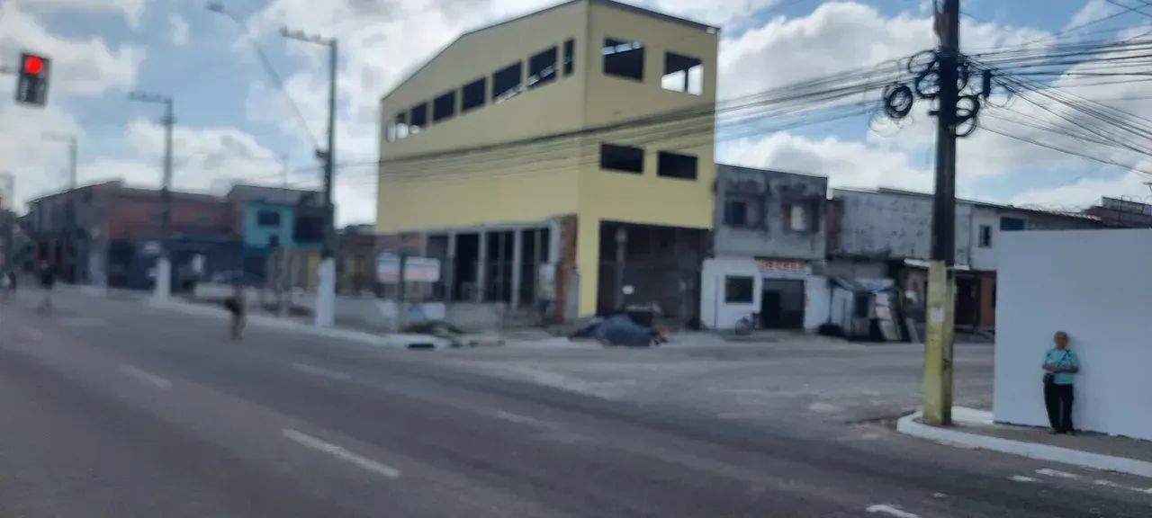 ALUGA GALPÃO 450m2 AV CENTENÁRIO - Foto 4