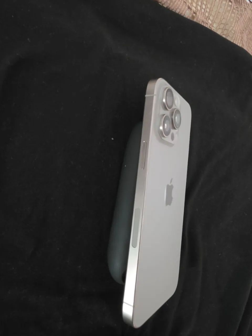 Iphone 15 pro max 512 GB cinza metalica  - Foto 2
