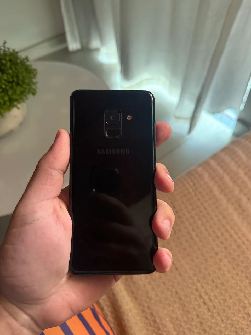 Samsung Galaxy A8 - Foto 2