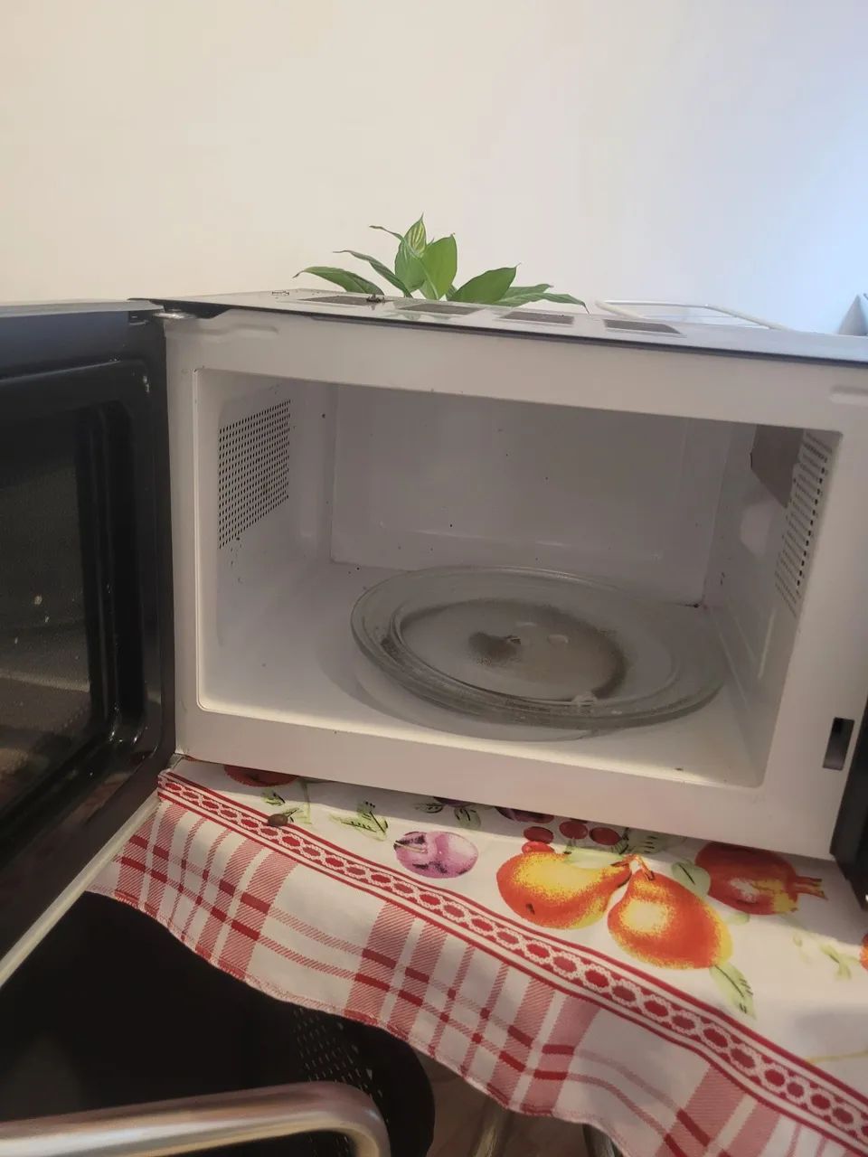 Vendo microondas com defeito (aberto a propostas) - Foto 3