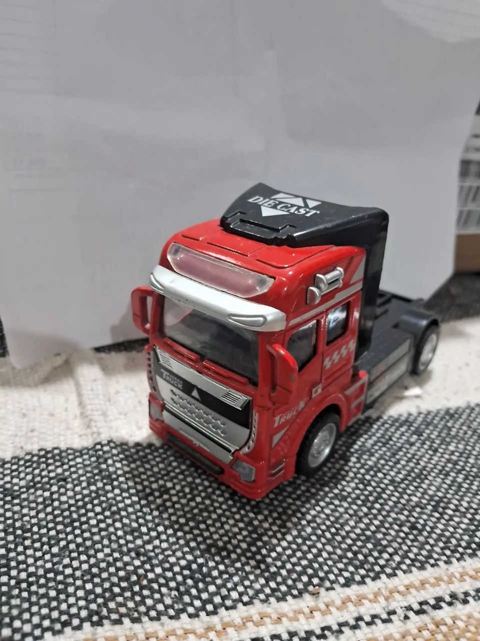 Miniaturas carros e bicicletas  - Foto 4