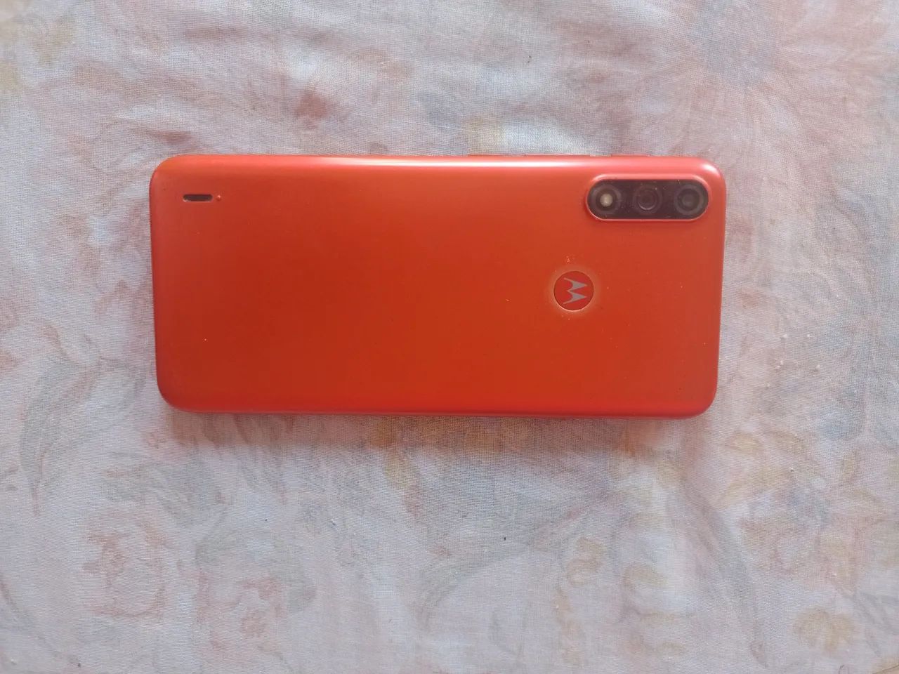 Celular Moto E7 Power 32gig  - Foto 3