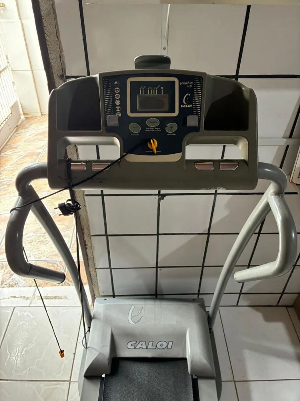 Esteira ergométrica Caloi 20.