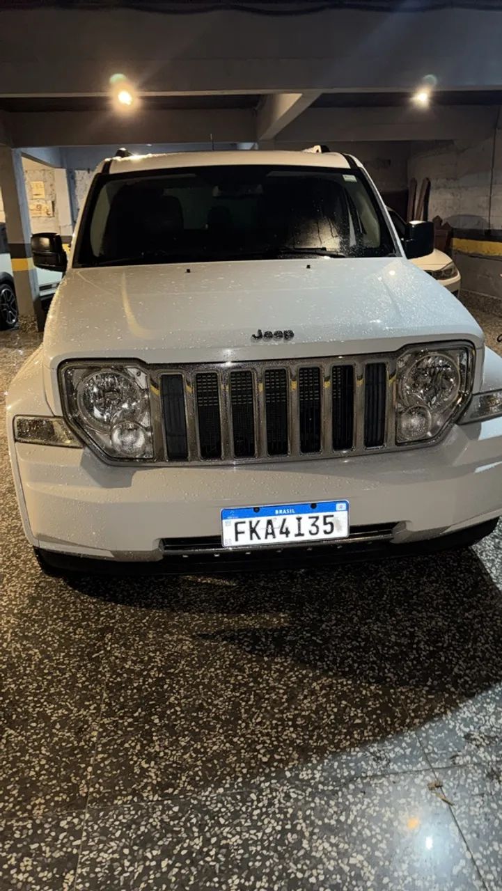 Jeep Cherokee Cherokee Limited 3.7 4x4 V6 12V Aut. 2012