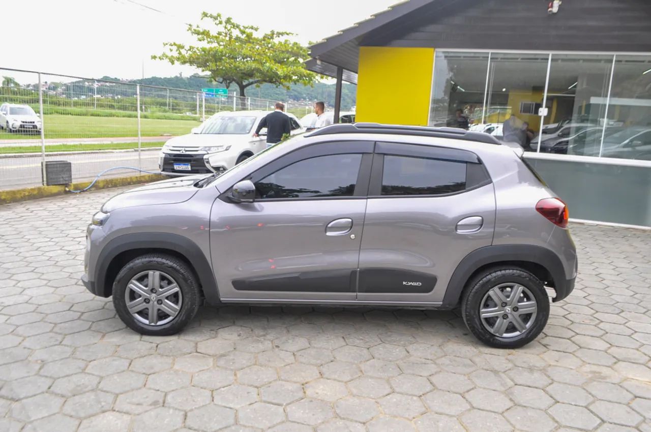 Renault Kwid Intense 1.0 Flex 12V 5P Mec. 2026 - Foto 4