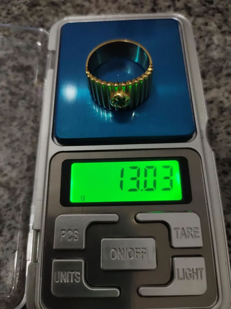 Anel Ouro 18k com esmeralda  - Foto 5
