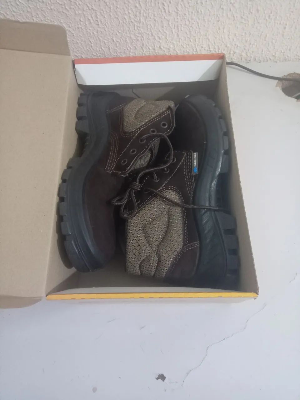 VENDO BOTA (COMPREI ONTEM)