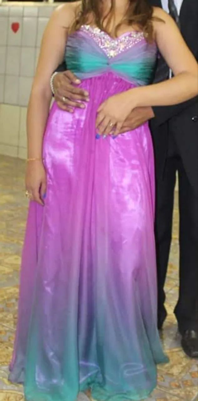 LOTE VESTIDOS DE FESTA  - Foto 4