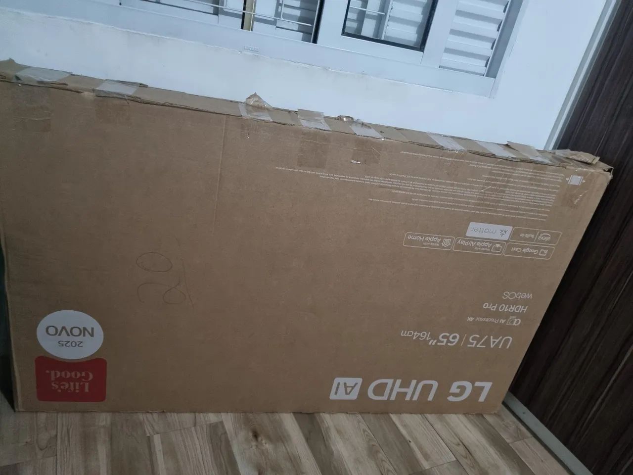 Tv 65 polegadas lg tela trincada.