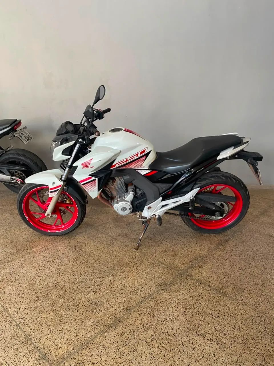 Cb 250