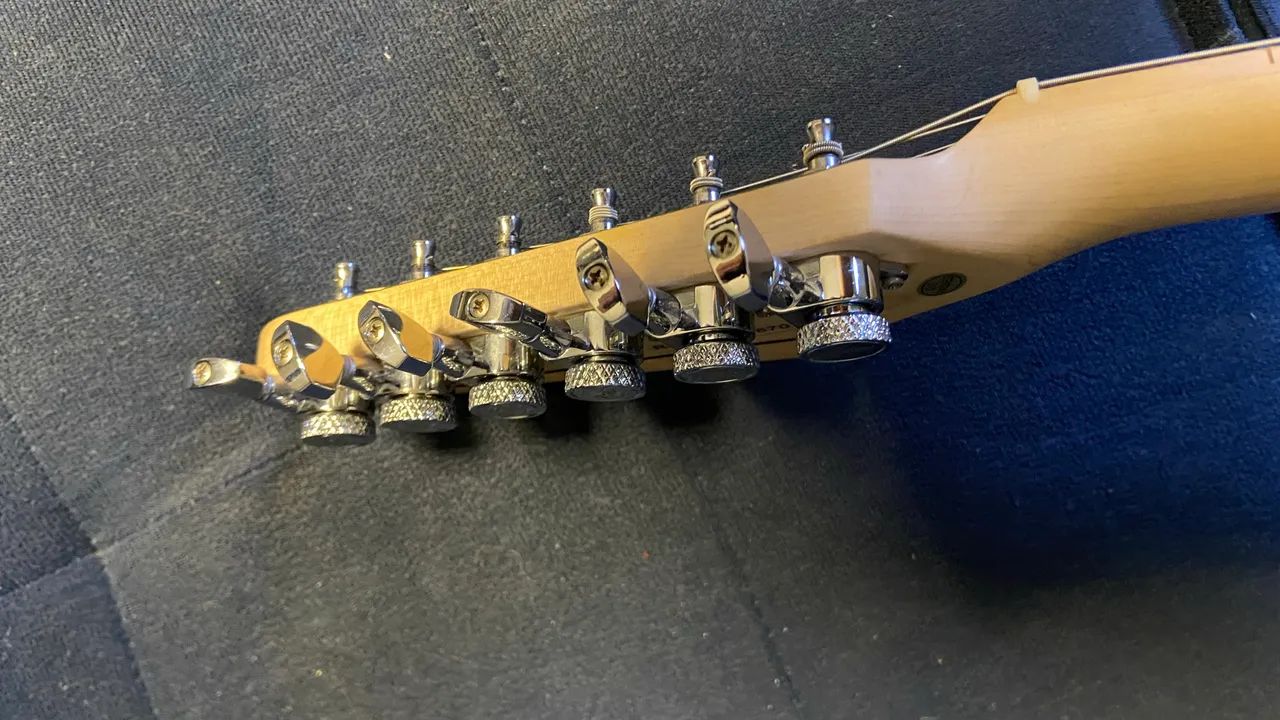 【未開封】TAKAMIZAWA GUITAR COLLECTION 300 Guitarra Seizi Katana Venom HH – Titanium – Seizi Guitars