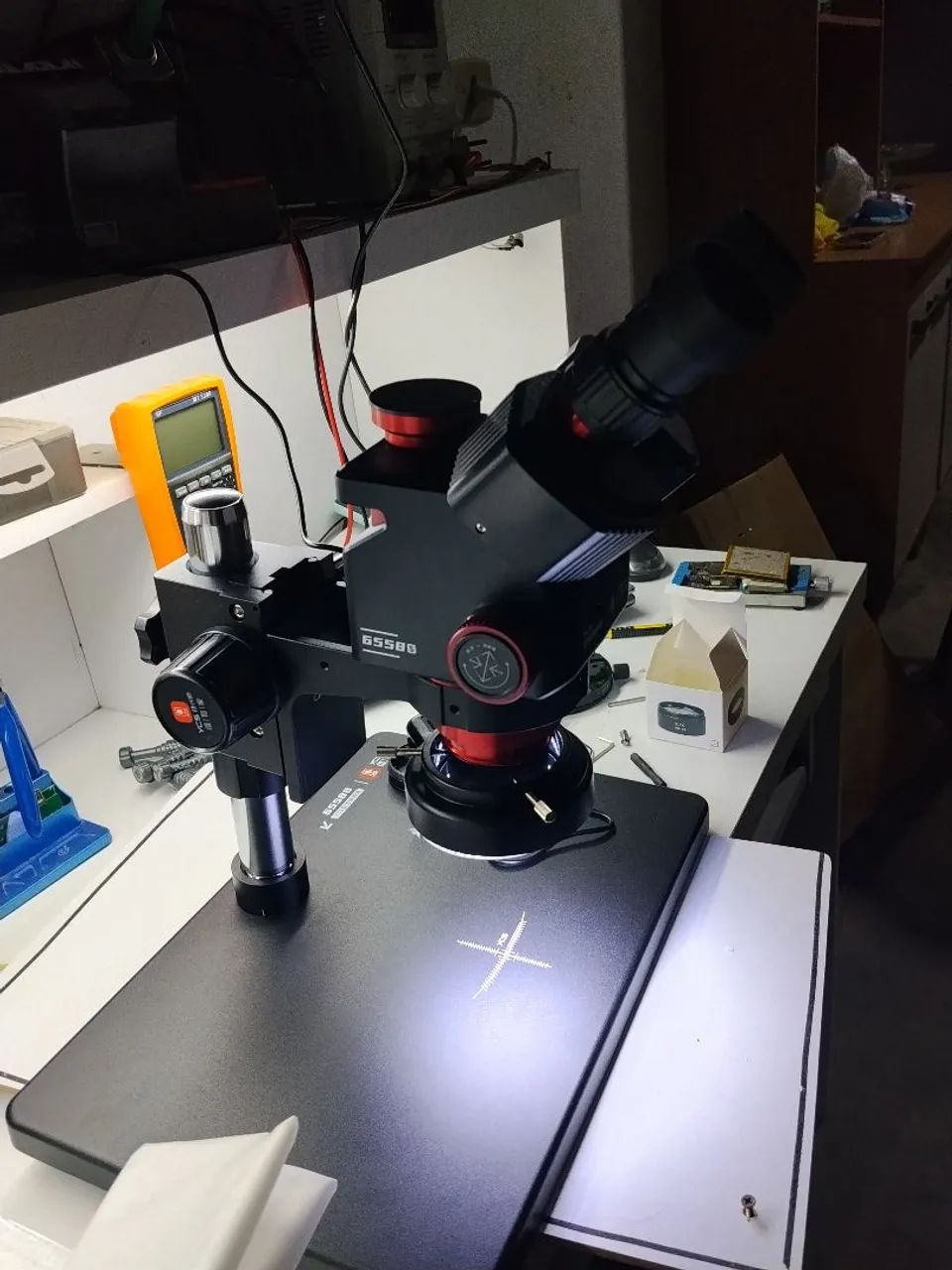 Microscópio trinocular YCS 6558S top