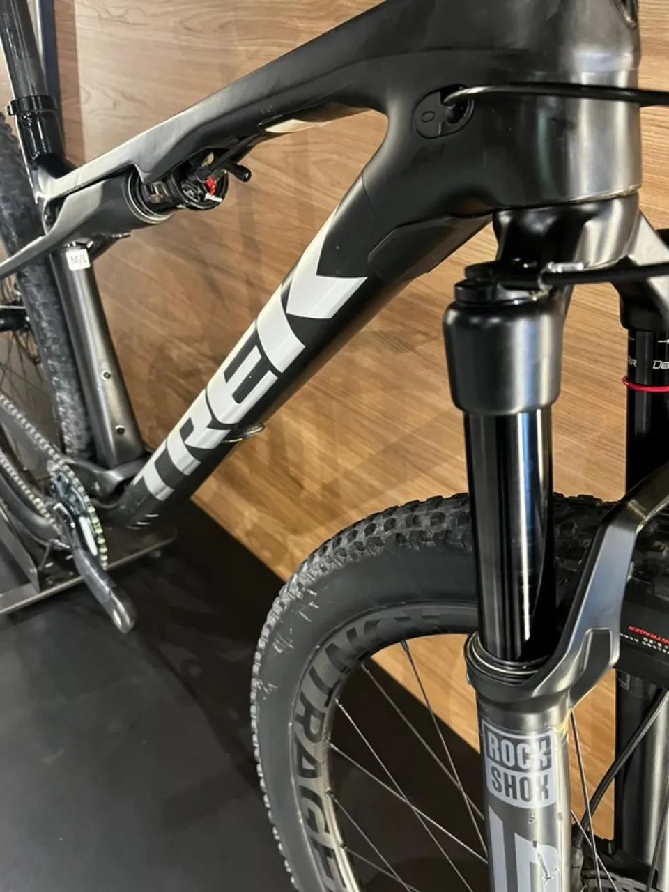 Trek Supercaliber 9.8 XX1 AXS - Ciclismo - Vila Moema, Tubarão