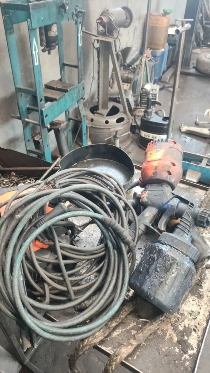 Preciso de um serralheiro de ferro 