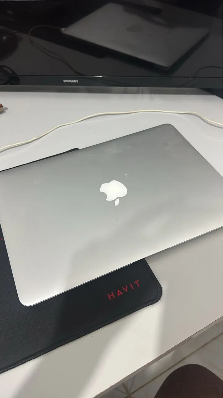 MacBook Air 2017 (Core i5 / 8GB / SSD 256GB) - Conservado!