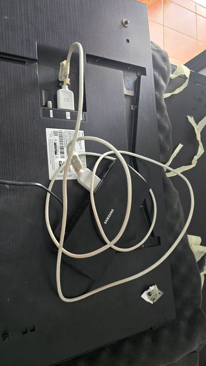 Tv 32 qled samsung tela quebrada - Foto 3