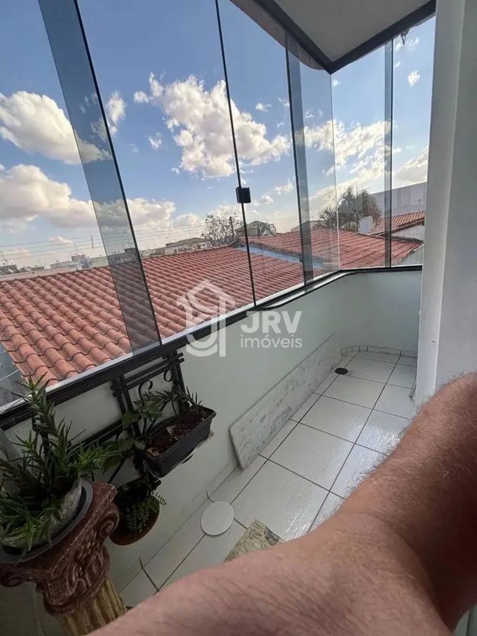 APARTAMENTO-02 QUARTOS-SUITE- 02 VARANDAS-GARAGEM COBERTA-ESPLANADA I-VALPARAISO - Foto 12