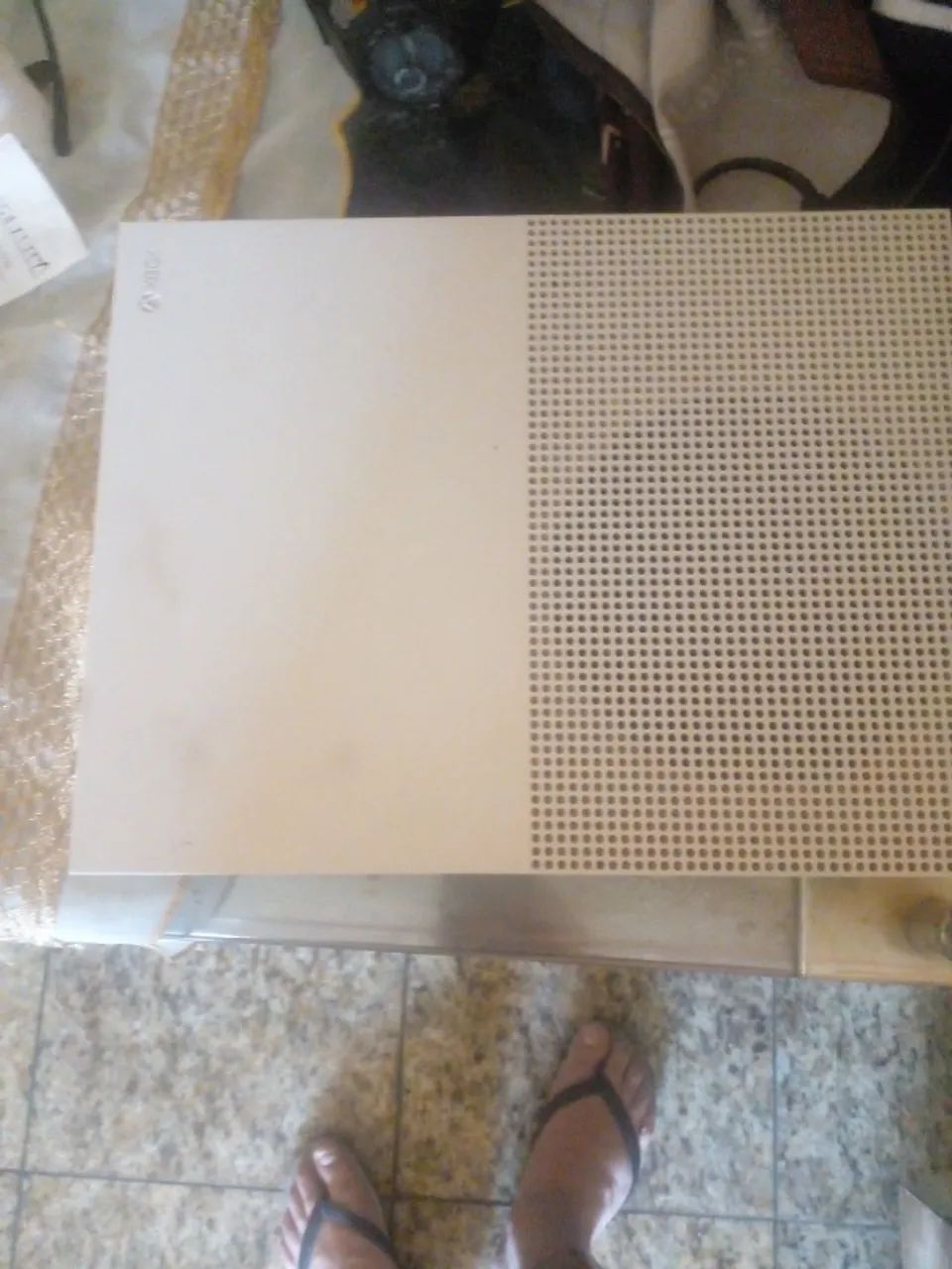 Vendo Xbox série s branco com 2 controles estado de zero - Foto 2
