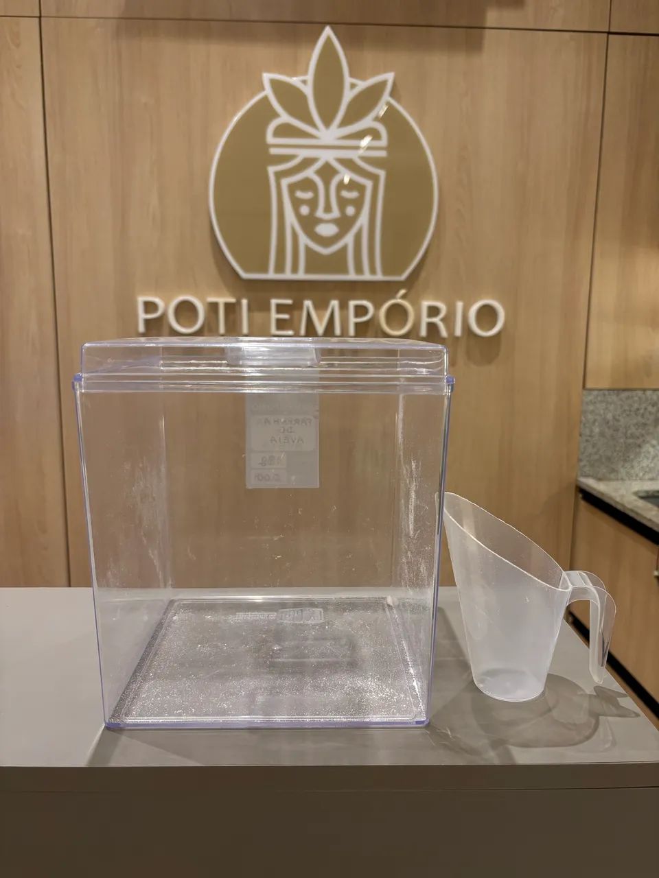 Pote quadrado acrílico 7,4 litros