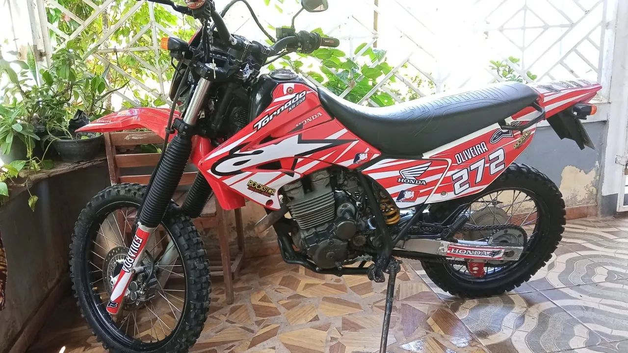 XR Tornado 250 - Foto 3
