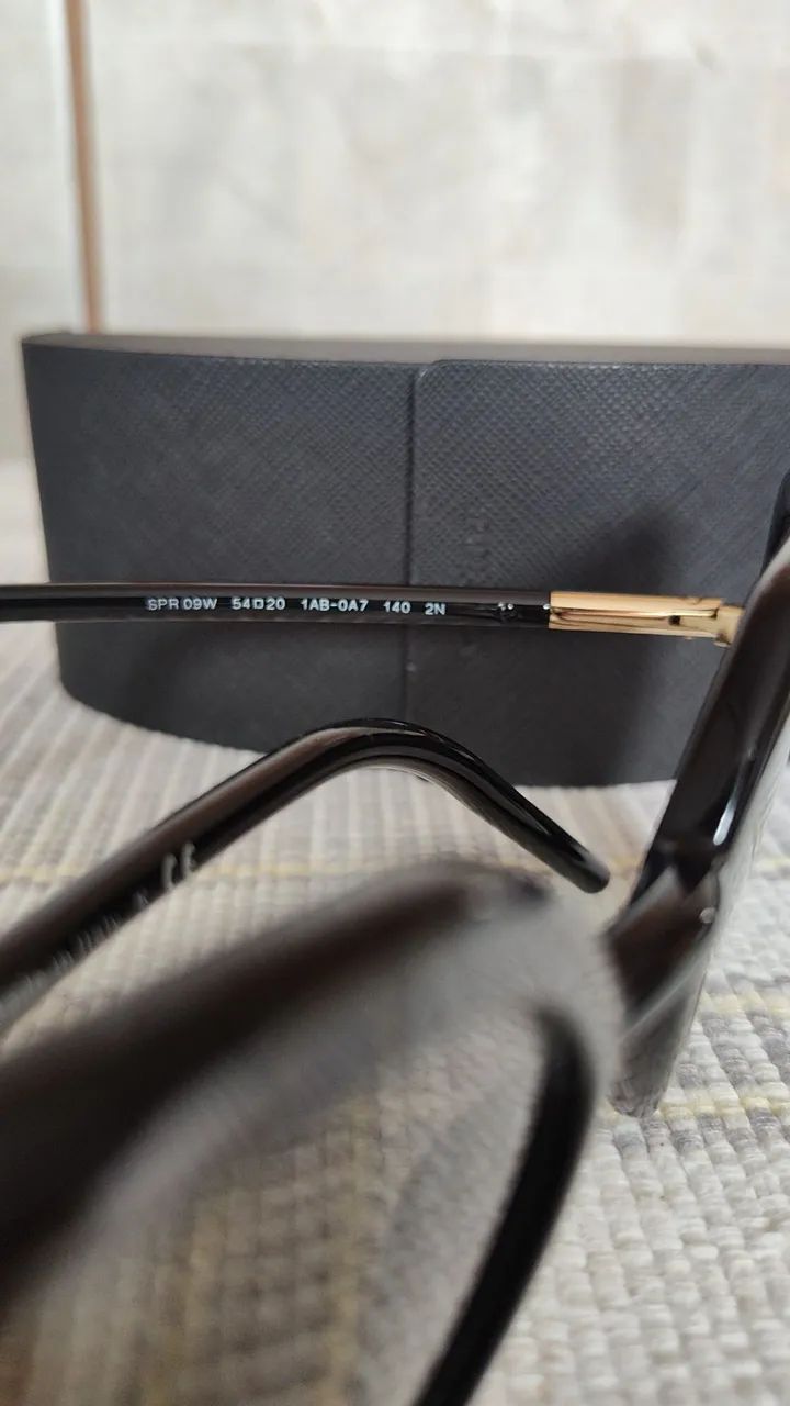 Óculos PRADA original em perfeito estado  - Foto 3