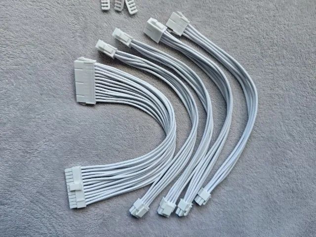 Kit 5 cabos sleeved Preto / Branco 24 Pin + 2 CPU + 2 PCIe - Foto 5